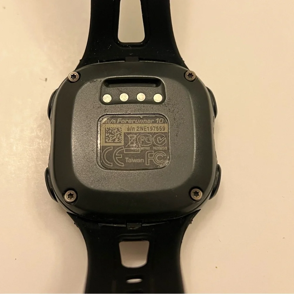 Garmin Forerunner‎ 10 Large (excellent condition, rare model)